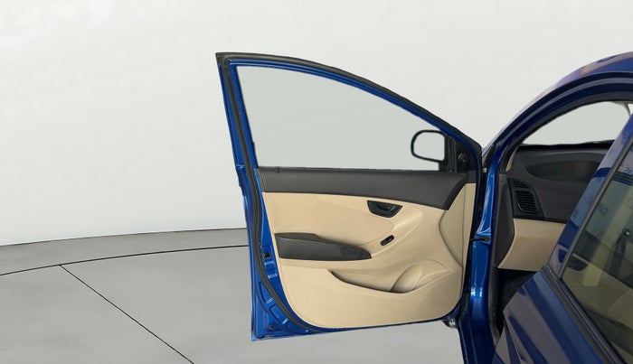 2017 Hyundai Eon MAGNA +, Petrol, Manual, 1,28,841 km, LHS Front Door