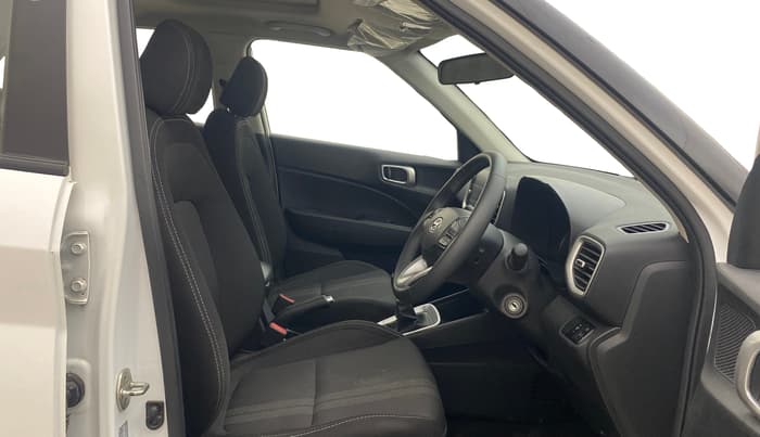 2021 Hyundai VENUE SX 1.0 TURBO, Petrol, Manual, 25,034 km, Right Side Front Door Cabin