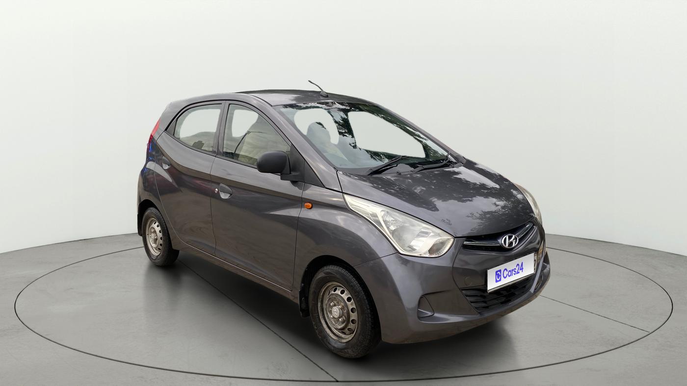 2017 Hyundai Eon ERA +, Petrol, Manual, 70,767 km, Right Front Diagonal