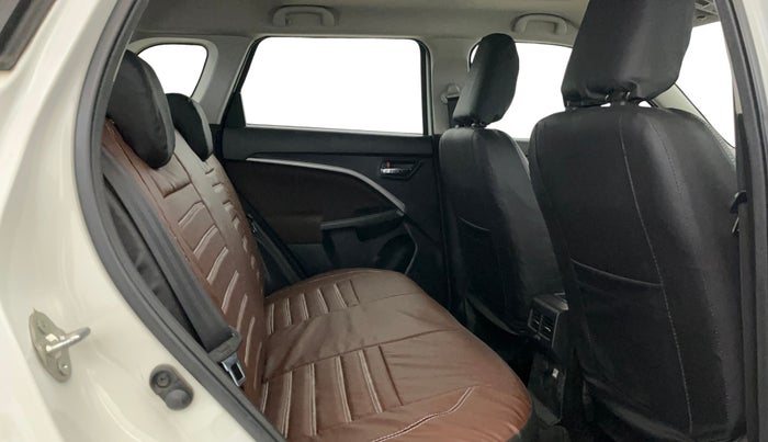 2022 Maruti BREZZA ZXI AT SMART HYBRID, Petrol, Automatic, 48,740 km, Right Side Rear Door Cabin