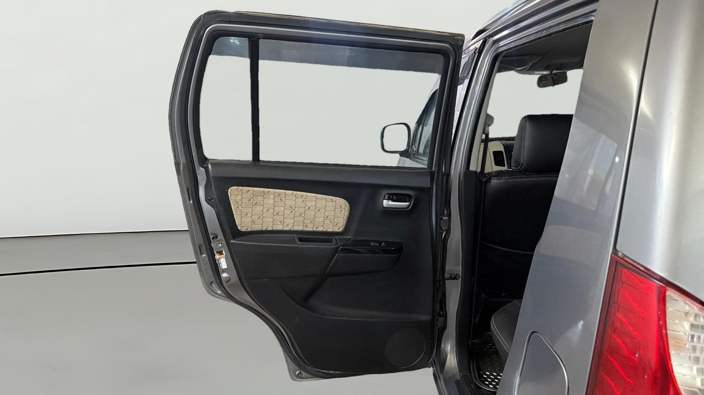 2017 Maruti Wagon R 1.0 VXI, Petrol, Manual, 28,201 km, LHS Rear Door