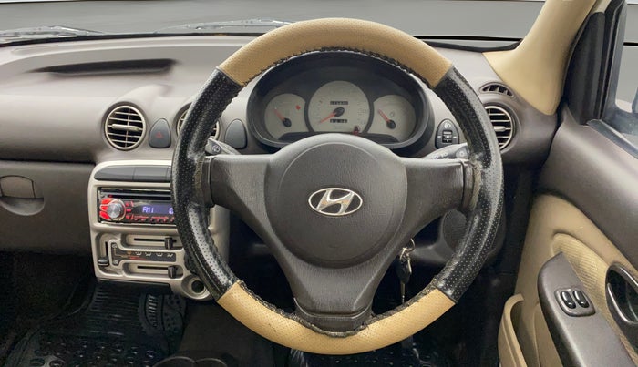 2013 Hyundai Santro Xing GL PLUS, Petrol, Manual, 1,14,564 km, Steering Wheel Close Up