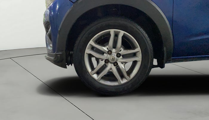 2019 Renault TRIBER RXZ, Petrol, Manual, 83,002 km, Left Front Wheel