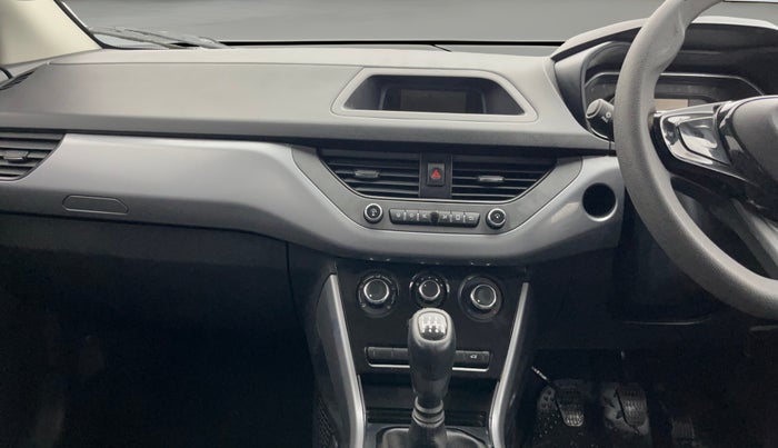 2020 Tata NEXON XE PETROL, Petrol, Manual, 18,527 km, Air Conditioner
