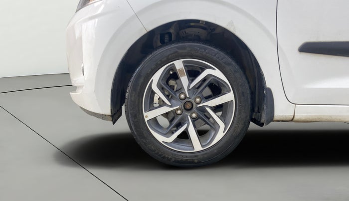 2022 Hyundai GRAND I10 NIOS ASTA 1.2 KAPPA VTVT, Petrol, Manual, 17,175 km, Left Front Wheel