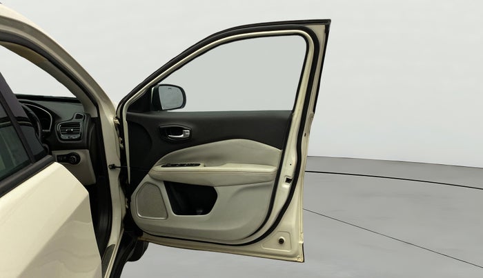 2017 Jeep Compass LIMITED 1.4 PETROL AT, Petrol, Automatic, 70,516 km, RHS Front Door