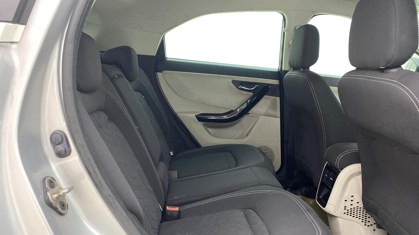 2020 Tata NEXON XZA PLUS PETROL, Petrol, Automatic, 1,27,344 km, Right Side Rear Door Cabin