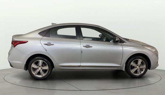 2019 Hyundai Verna 1.6 VTVT SX, Petrol, Manual, 16,557 km, Right Side View