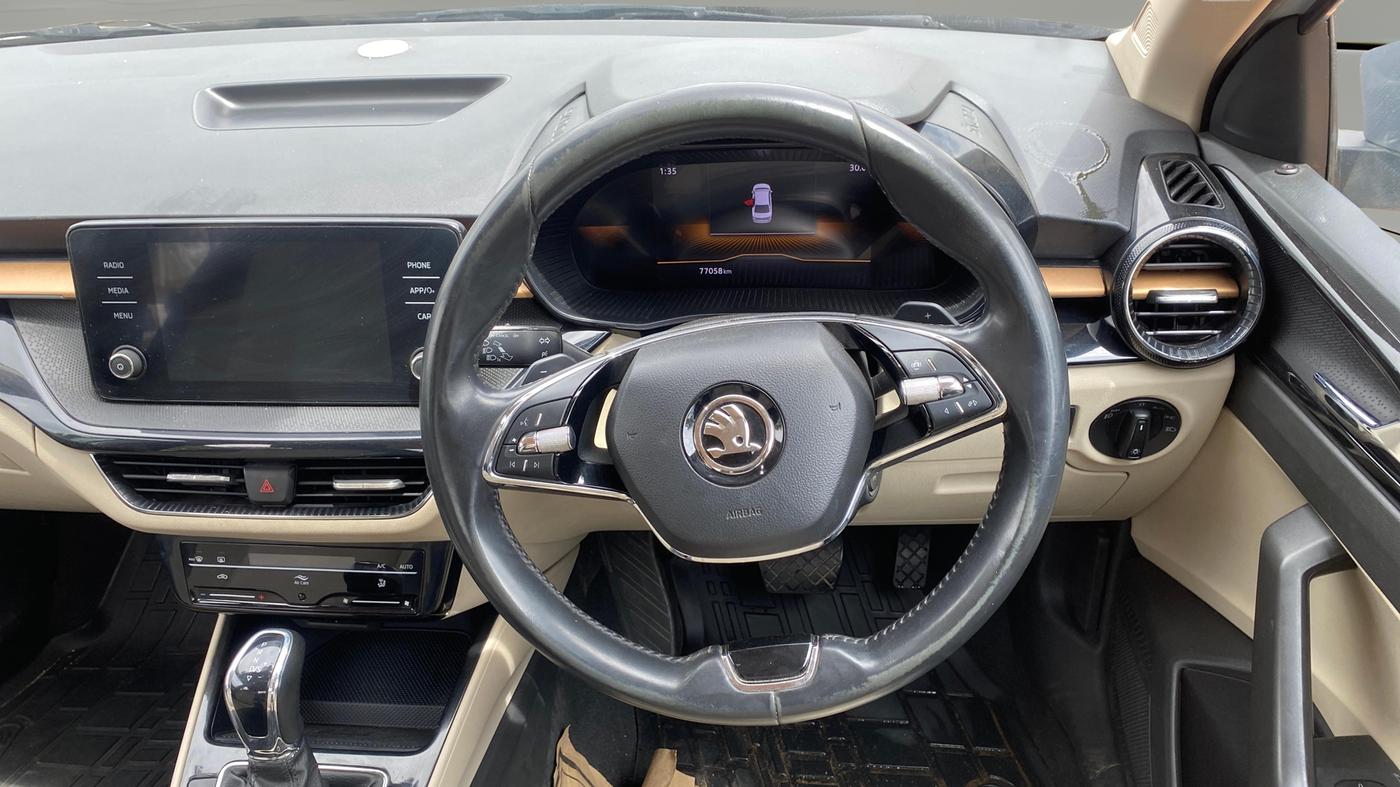 2023 Skoda SLAVIA STYLE 1.5L TSI DSG, Petrol, Automatic, 77,057 km, Steering Wheel Close Up