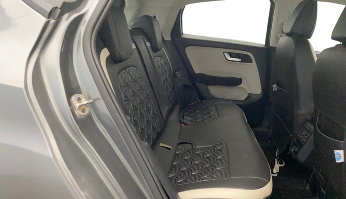 2023 Tata ALTROZ XZ + SUNROOF, Petrol, Manual, 8,013 km, Third Seat Row ( optional )