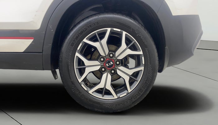 2021 KIA SELTOS GTX PLUS AT 1.5 DIESEL, Diesel, Automatic, 73,823 km, Left Rear Wheel