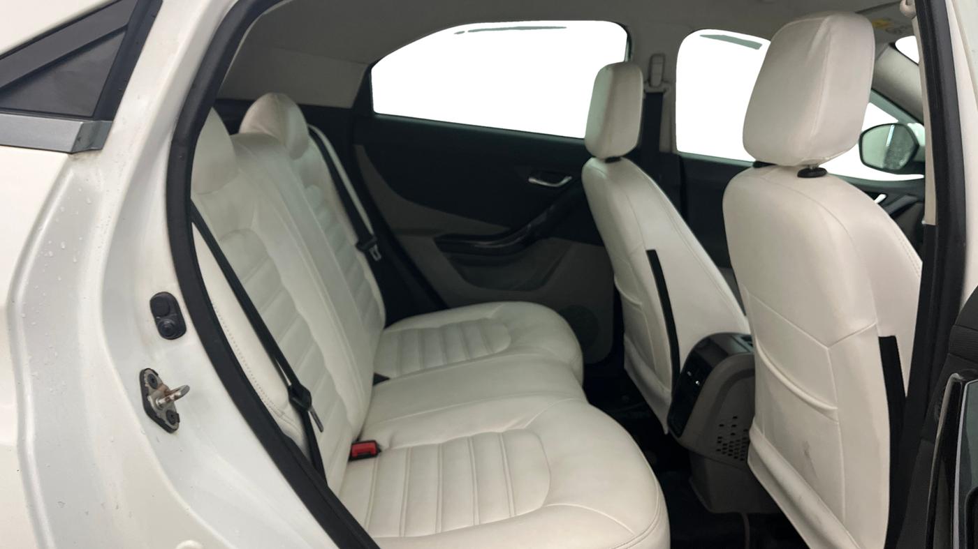 2019 Tata NEXON XZ DIESEL, Diesel, Manual, 88,905 km, Right Side Rear Door Cabin