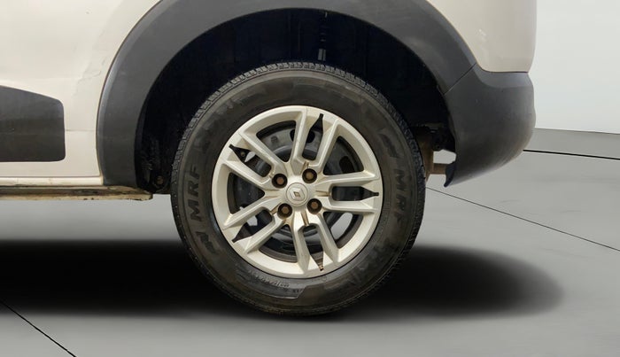 2021 Renault TRIBER RXT, Petrol, Manual, 70,501 km, Left Rear Wheel