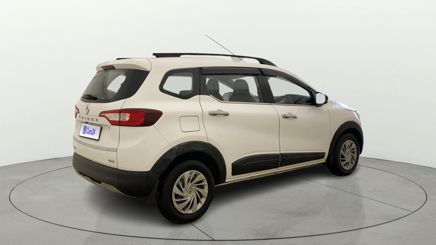 2022 Renault TRIBER RXZ AMT, CNG, Automatic, 47,928 km, Right Back Diagonal