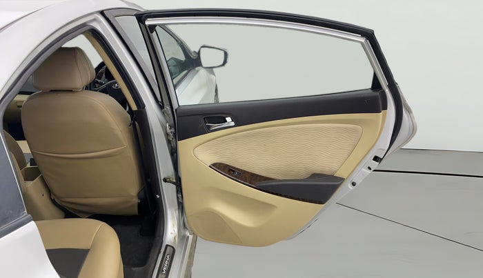 2014 Hyundai Verna FLUIDIC 1.6 VTVT SX, Petrol, Manual, 81,762 km, RHS Rear Door