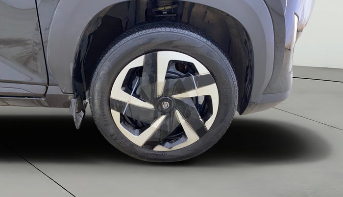 2022 Nissan MAGNITE XL, Petrol, Manual, 45,858 km, Right Front Wheel