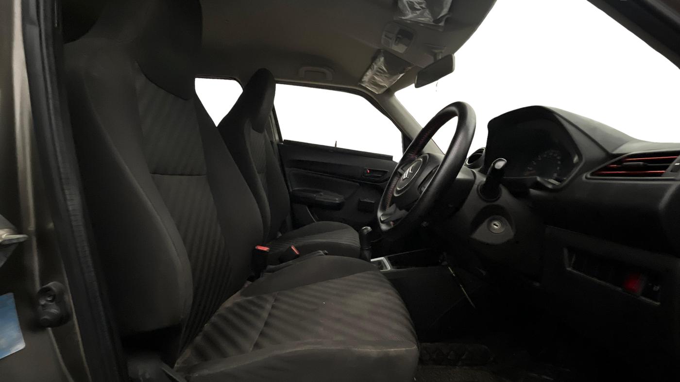 2020 Maruti Swift LXI, Petrol, Manual, 70,163 km, Right Side Front Door Cabin