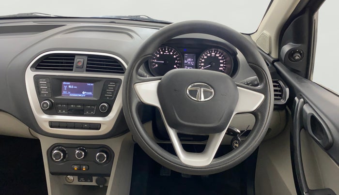 2016 Tata Tiago XT PETROL, Petrol, Manual, 25,136 km, Steering Wheel Close Up