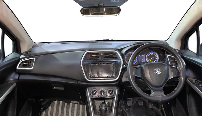 2015 Maruti S Cross SIGMA 1.3, Diesel, Manual, 78,577 km, Dashboard