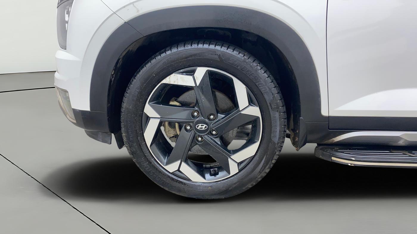 2021 Hyundai ALCAZAR 1.5 SIGNATURE MT 6STR, Diesel, Manual, 1,39,078 km, Left Front Wheel