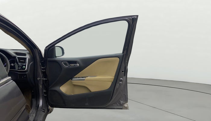 2017 Honda City 1.5L I-VTEC VX CVT, Petrol, Automatic, 1,36,632 km, RHS Front Door