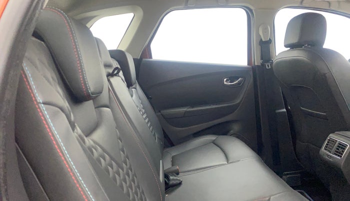 2019 Renault Captur PLATINE DIESEL DUAL TONE, Diesel, Manual, 56,720 km, Right Side Rear Door Cabin