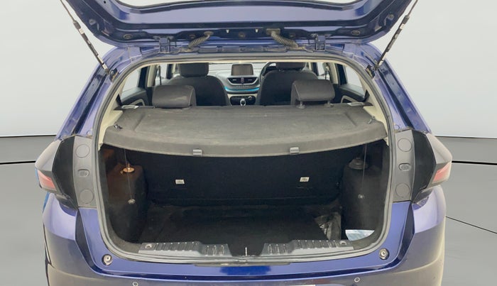 2023 Tata ALTROZ XZA, Petrol, Automatic, 31,031 km, Boot Open Zoomed View