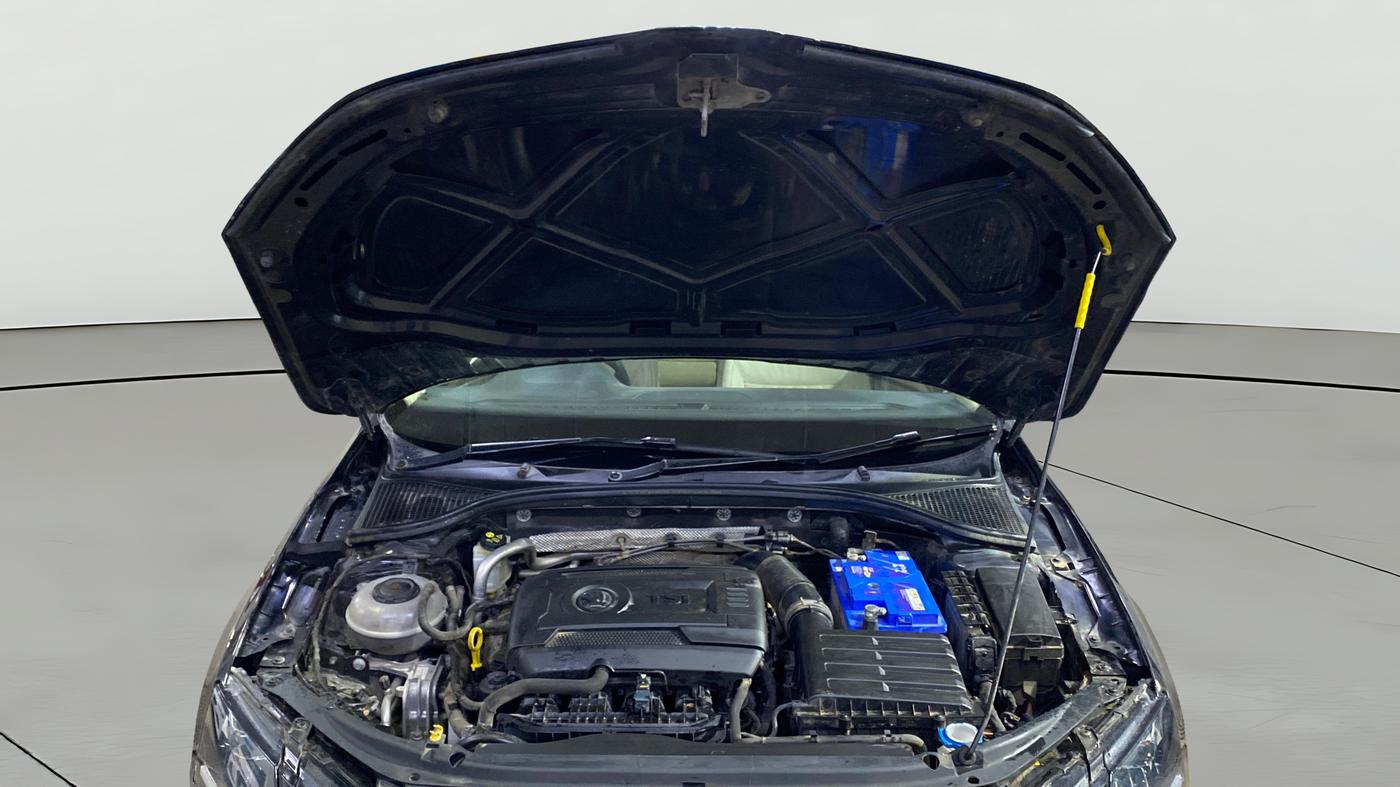 2019 Skoda Octavia L&K 1.8 TSI AT, Petrol, Automatic, 40,243 km, Open Bonet