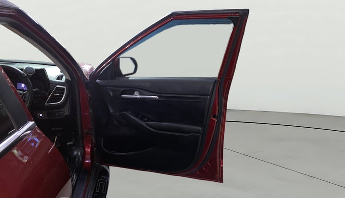 2020 KIA SELTOS HTK PLUS 1.5, Petrol, Manual, 28,909 km, RHS Front Door