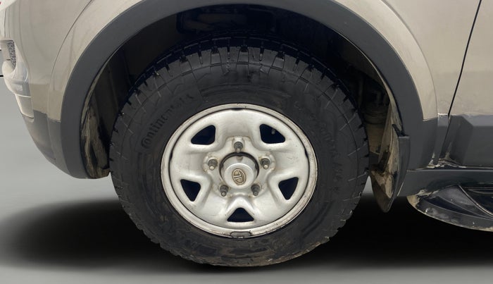 2017 Tata Hexa XTA 4X2 7 STR, Diesel, Automatic, 83,914 km, Left Front Wheel