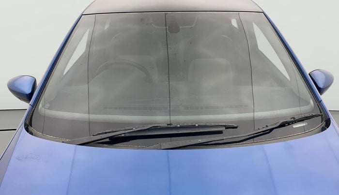 2016 Volkswagen Ameo HIGHLINE1.2L, Petrol, Manual, 24,916 km, Front Windshield