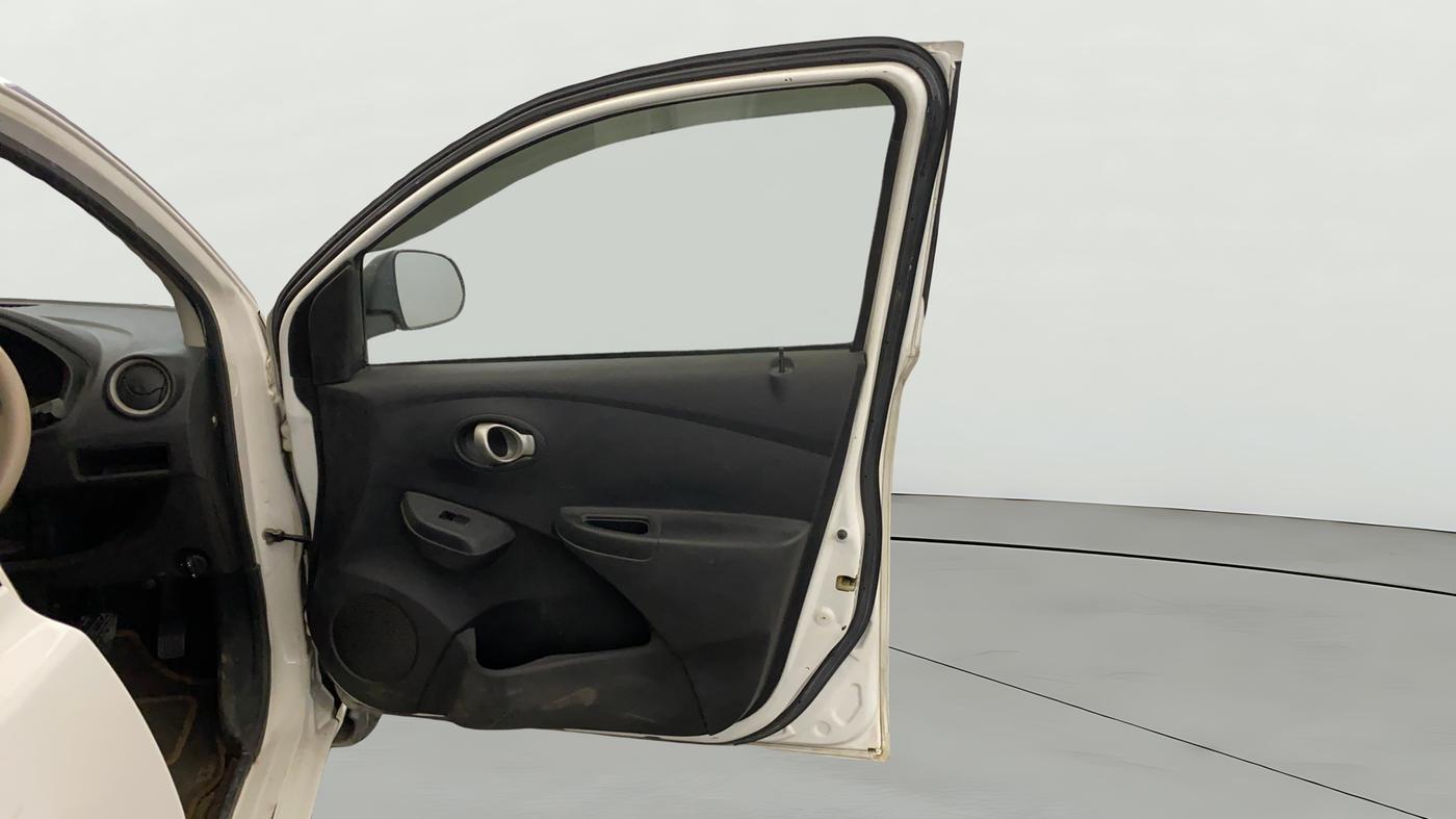 2018 Datsun Go REMIX EDITION, Petrol, Manual, 1,00,309 km, RHS Front Door