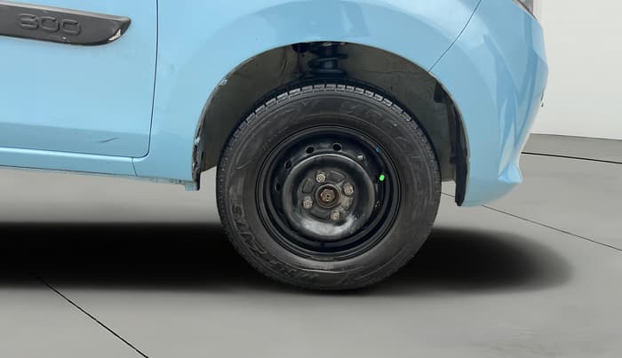 2014 Maruti Alto 800 VXI, Petrol, Manual, 76,377 km, Right Front Wheel