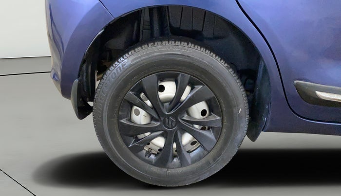 2018 Maruti Swift LXI, Petrol, Manual, 35,548 km, Right Rear Wheel