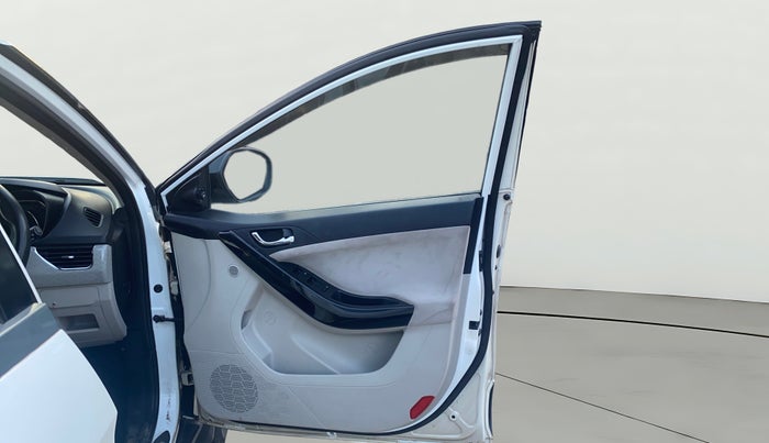 2021 Tata NEXON XZA PLUS PETROL, Petrol, Automatic, 66,326 km, RHS Front Door