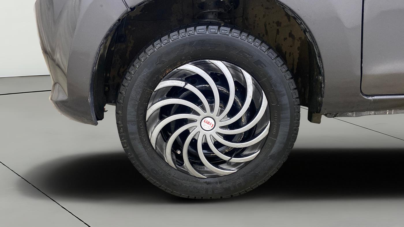2015 Maruti Alto 800 LXI, Petrol, Manual, 35,608 km, Left Front Wheel
