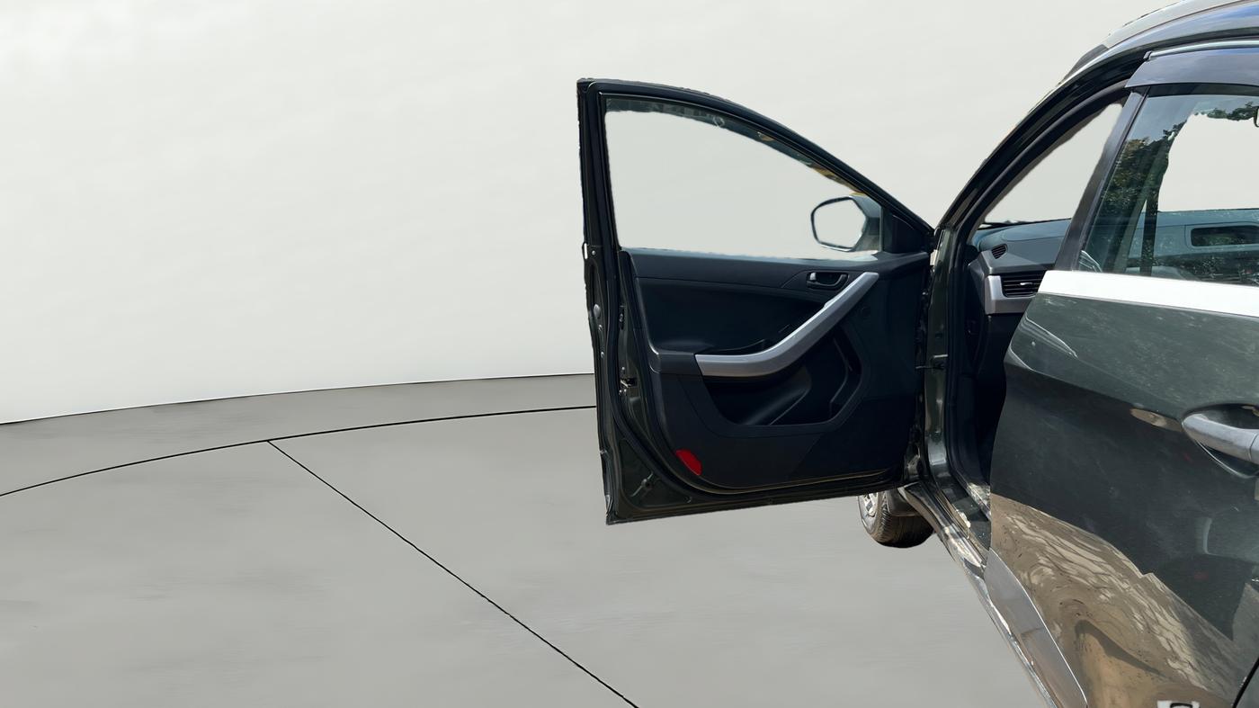 2021 Tata NEXON XM SUNROOF PETROL, Petrol, Manual, 57,795 km, LHS Front Door