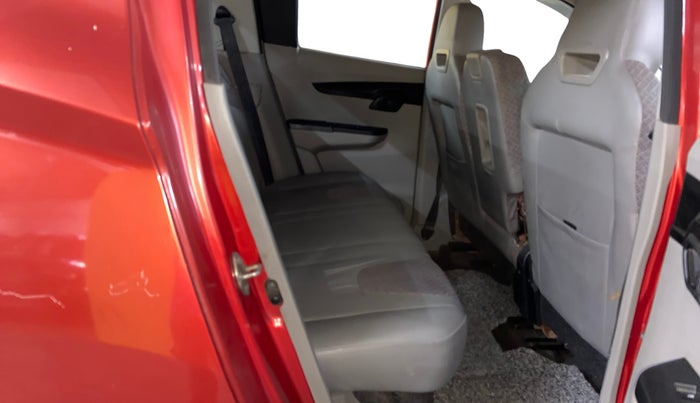 2016 Mahindra Kuv100 K4 6 STR, Petrol, Manual, 53,834 km, Right Side Rear Door Cabin