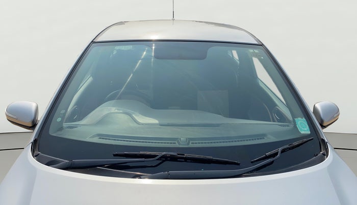 2017 Hyundai Elite i20 SPORTZ 1.2, Petrol, Manual, 99,127 km, Front Windshield