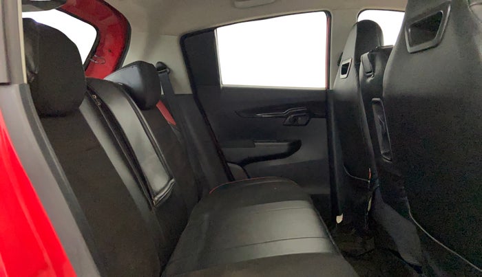 2018 Mahindra KUV 100 NXT K8 P 6 STR, CNG, Manual, 47,875 km, Right Side Rear Door Cabin