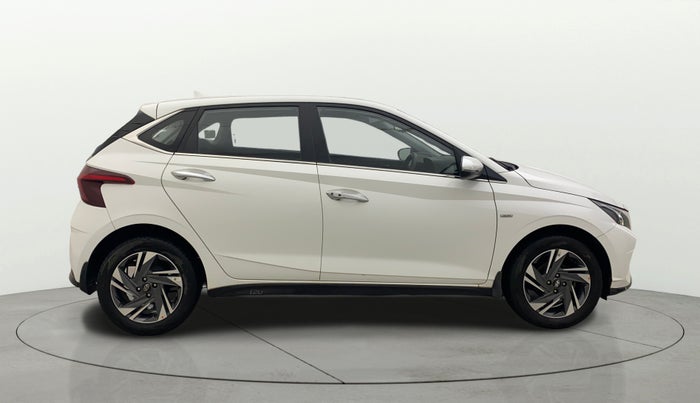2022 Hyundai NEW I20 ASTA (O) 1.2 AT, Petrol, Automatic, 21,469 km, Right Side View
