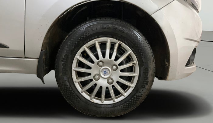 2018 Tata Tiago XE PETROL, CNG, Manual, 53,821 km, Right Front Wheel
