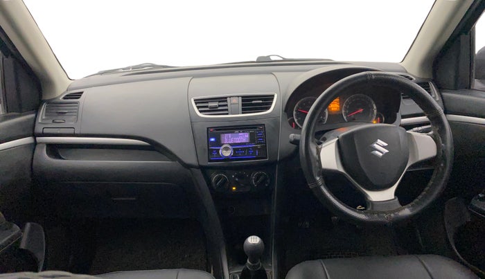 2013 Maruti Swift VXI, Petrol, Manual, 82,233 km, Dashboard