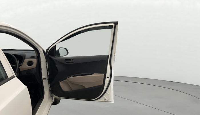 2015 Hyundai Grand i10 MAGNA 1.2 KAPPA VTVT, Petrol, Manual, 15,790 km, RHS Front Door