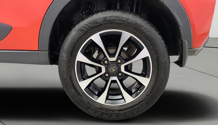 2020 Tata NEXON XZ PLUS (O) DIESEL DUAL TONE, Diesel, Manual, 93,897 km, Left Rear Wheel