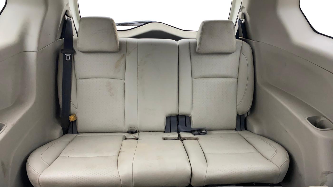 2018 Mahindra MARAZZO M8 7 STR, Diesel, Manual, 1,31,905 km, Third Seat Row ( optional )