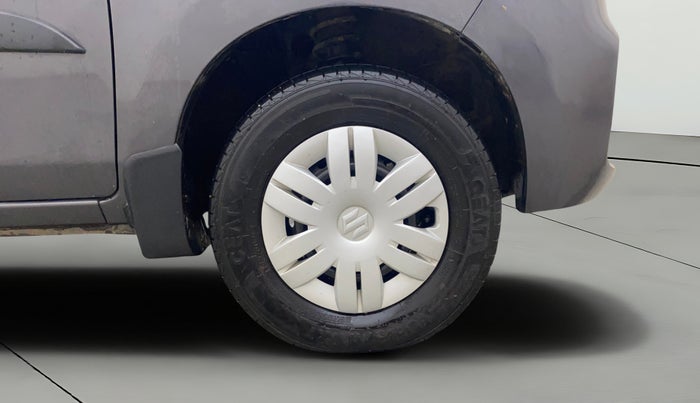 2022 Maruti Alto VXI PLUS, Petrol, Manual, 10,825 km, Right Front Wheel