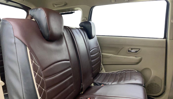 2022 Maruti Ertiga ZXI  CNG, CNG, Manual, 51,523 km, Right Side Rear Door Cabin