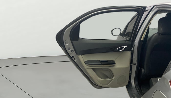 2018 Tata Tiago XZA PETROL, Petrol, Automatic, 80,365 km, LHS Rear Door