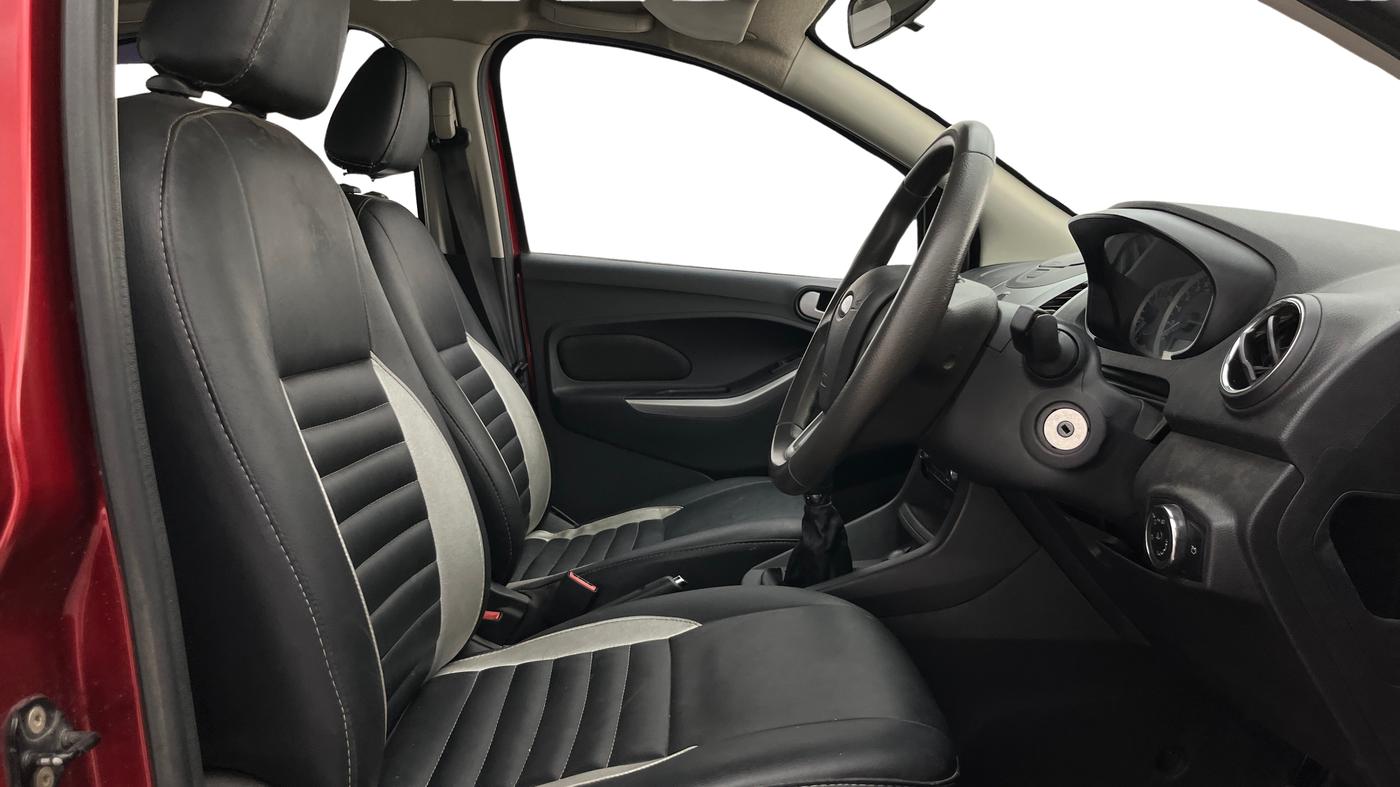 2016 Ford New Figo TREND 1.2 PETROL, Petrol, Manual, 67,852 km, Right Side Front Door Cabin